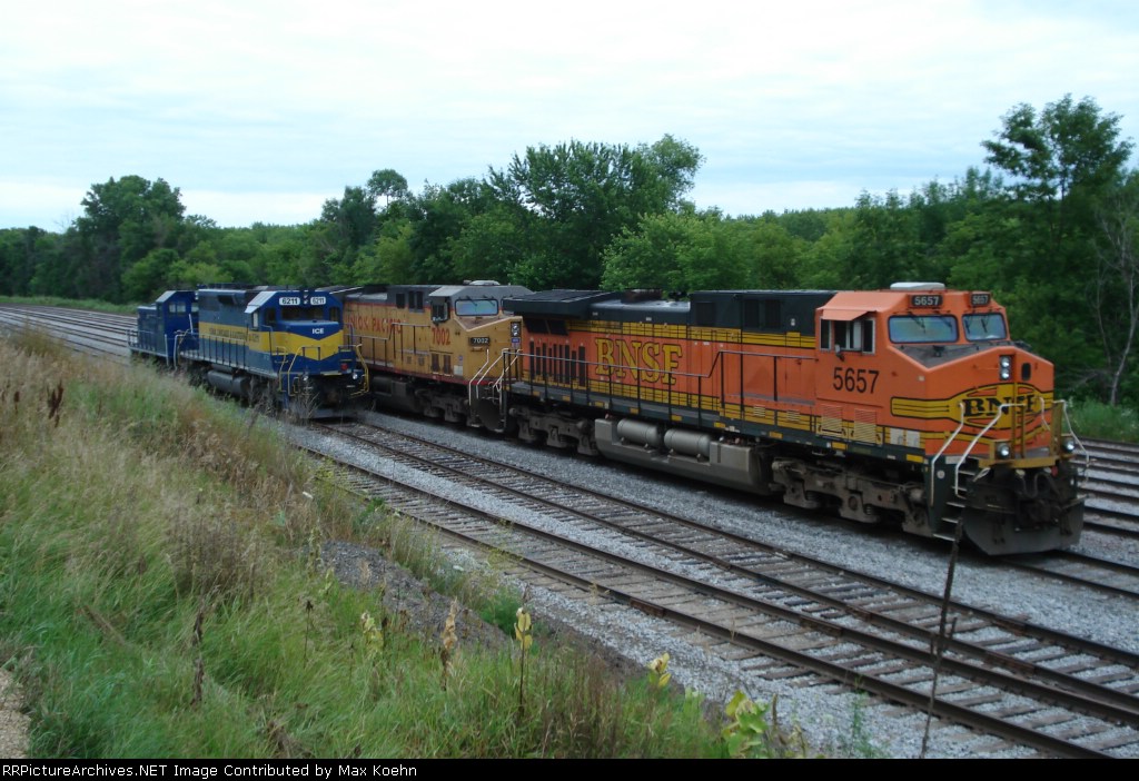 BNSF 5657